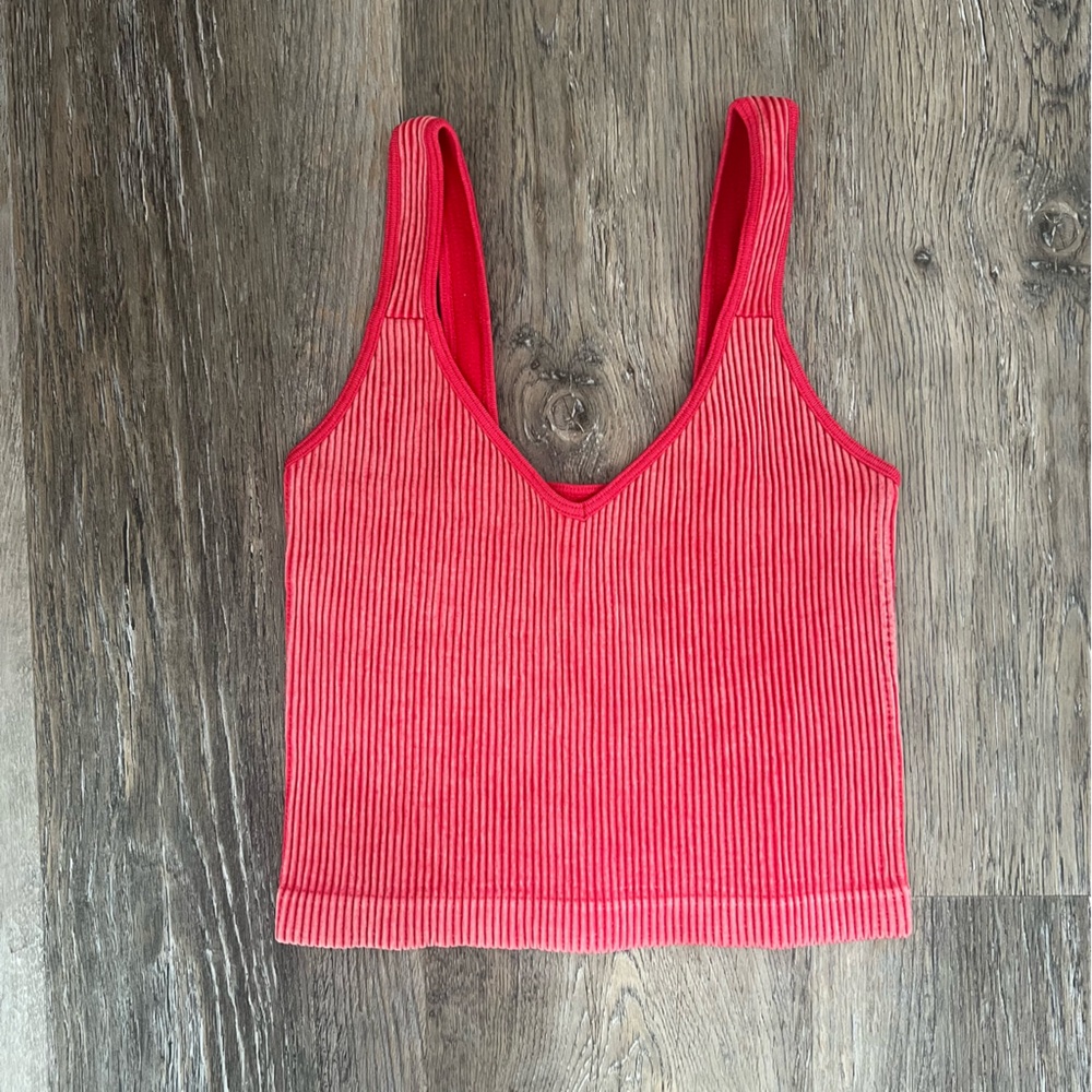 Bella Seamless ribbed crop tank top - Picture 6 of 10